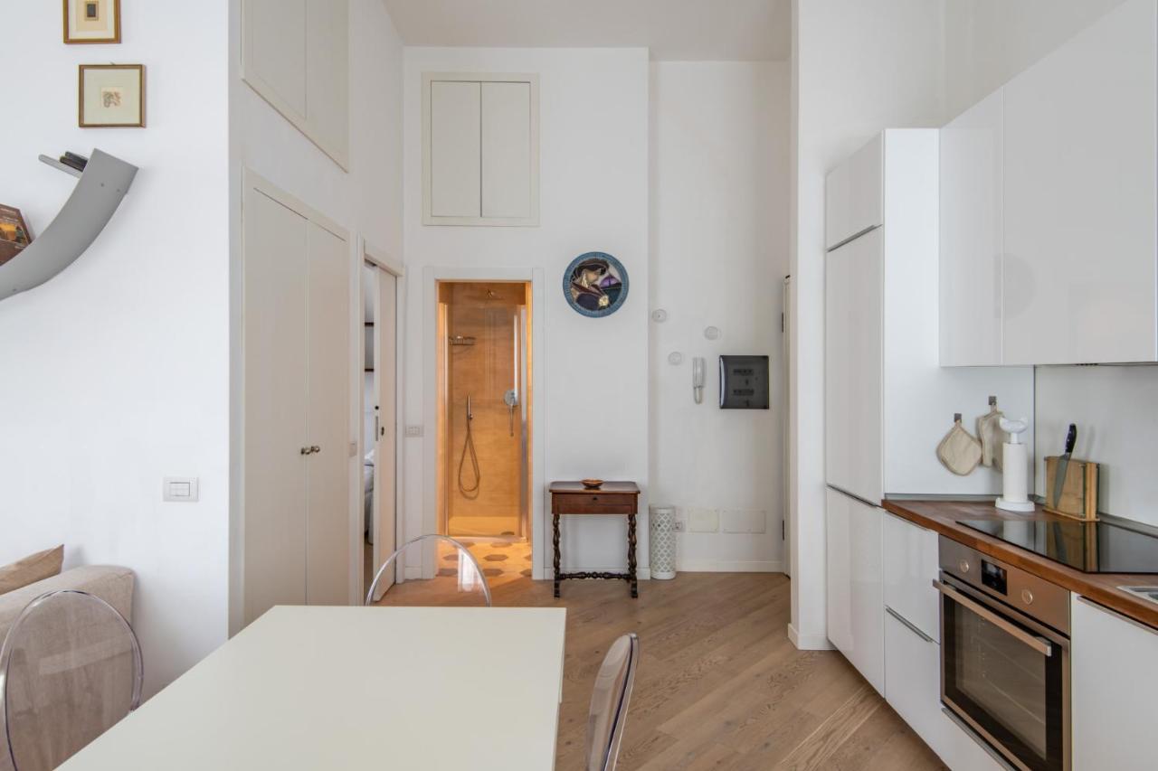 Easylife - Coccole E Comfort - Bilocale Caldo Ed Accogliente A Due Passi Dai Navigli E Metro Verde Milán Exterior foto
