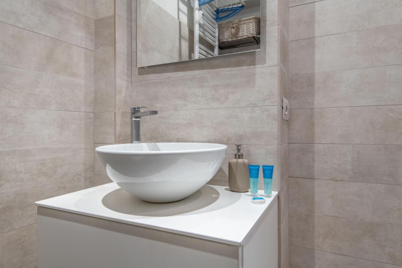 Easylife - Coccole E Comfort - Bilocale Caldo Ed Accogliente A Due Passi Dai Navigli E Metro Verde Milán Exterior foto