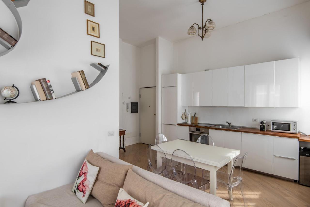 Easylife - Coccole E Comfort - Bilocale Caldo Ed Accogliente A Due Passi Dai Navigli E Metro Verde Milán Exterior foto